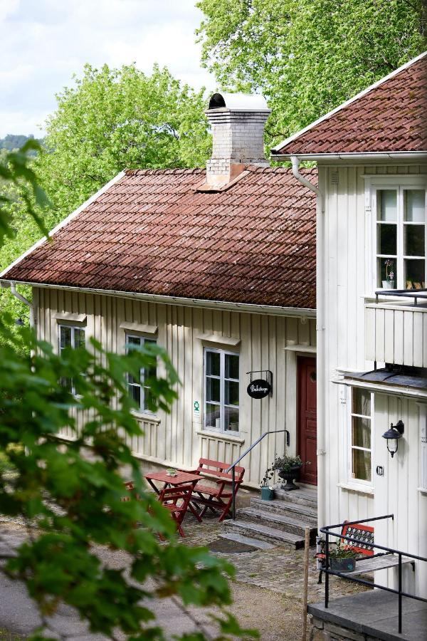 Отель Lydde Gard Kinna Экстерьер фото